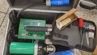 Efficiente saldatrice per rivestimenti in PVC SWT-NS700