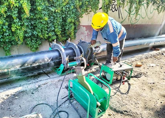 Saldatrici idrauliche a struttura staccabile a giunzione per pompe di calore geotermiche