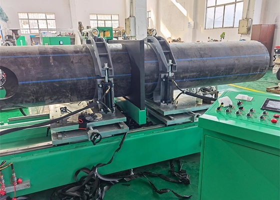 Fabbricazione di impianti di saldatura per impianti di saldatura in HDPE da 800 mm