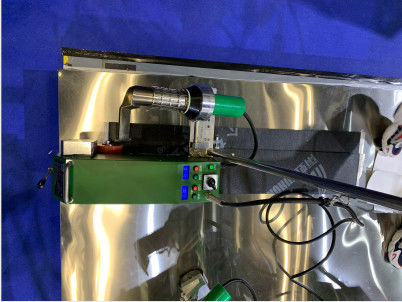 Pressione di saldatura della saldatrice della cucitura TPO di 80MM regolabile