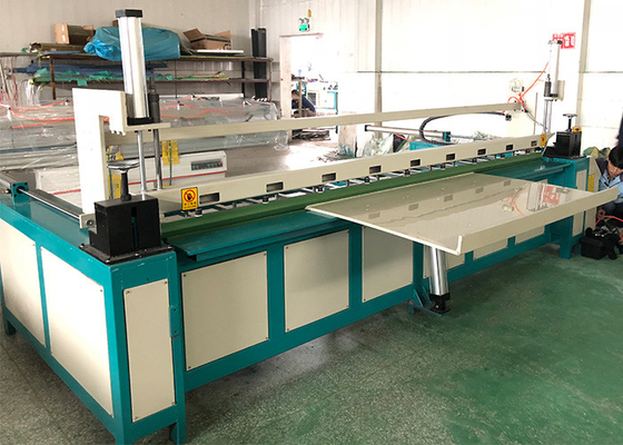 CNC di plastica della saldatrice dello strato di 6000mm automatico