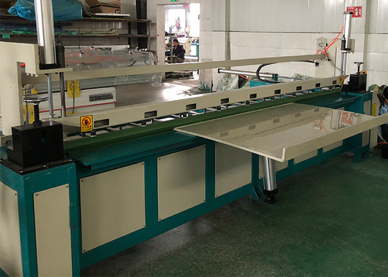 CNC di plastica della saldatrice dello strato di 6000mm automatico