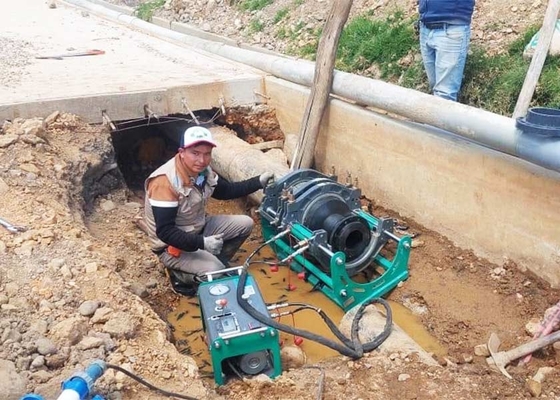 Saldatrici idrauliche a struttura staccabile a giunzione per pompe di calore geotermiche